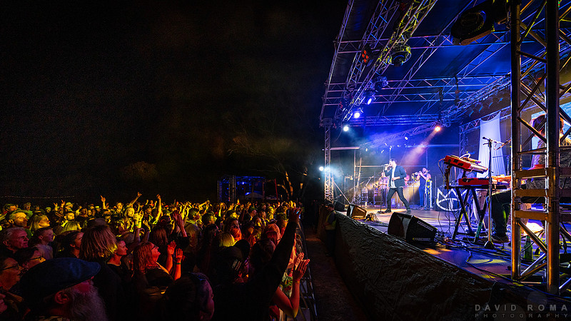 Inland sea of Sound 2018 Cat empire side crowd